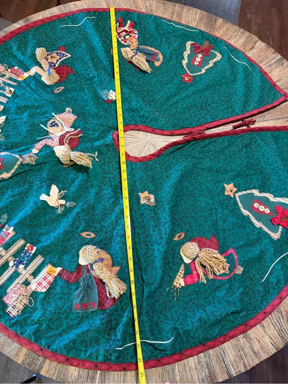 Vintage Primitive Country Christmas Tree Skirt 43” Folk Art Angel Appliqué 90’s